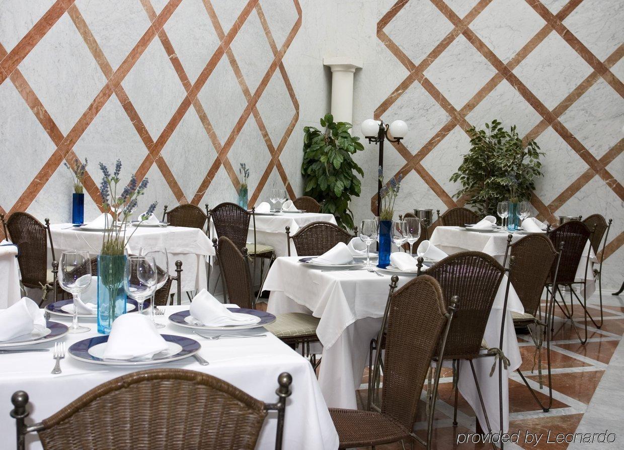 Th Boadilla Hotel Boadilla del Monte Exterior photo