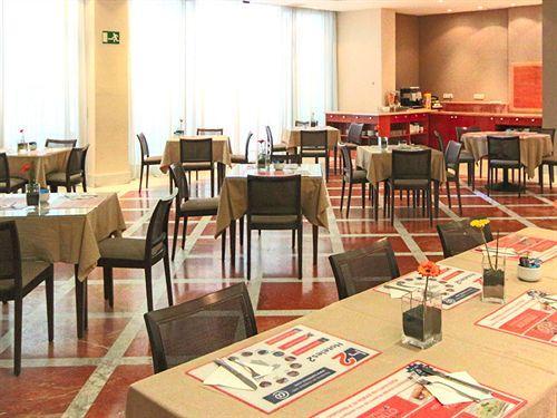Th Boadilla Hotel Boadilla del Monte Exterior photo